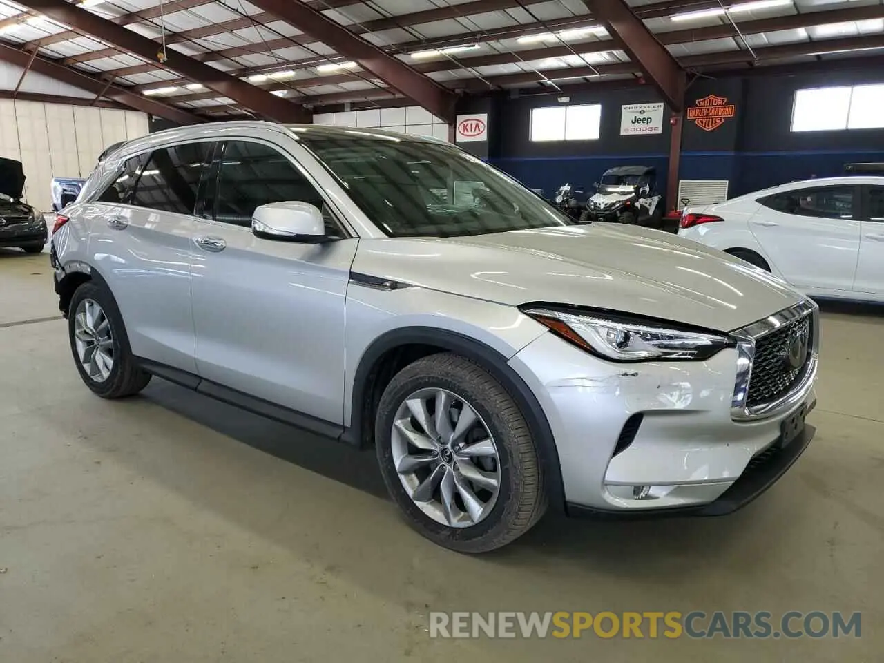 4 Фотография поврежденного автомобиля 3PCAJ5M3XKF128379 INFINITI QX50 2019