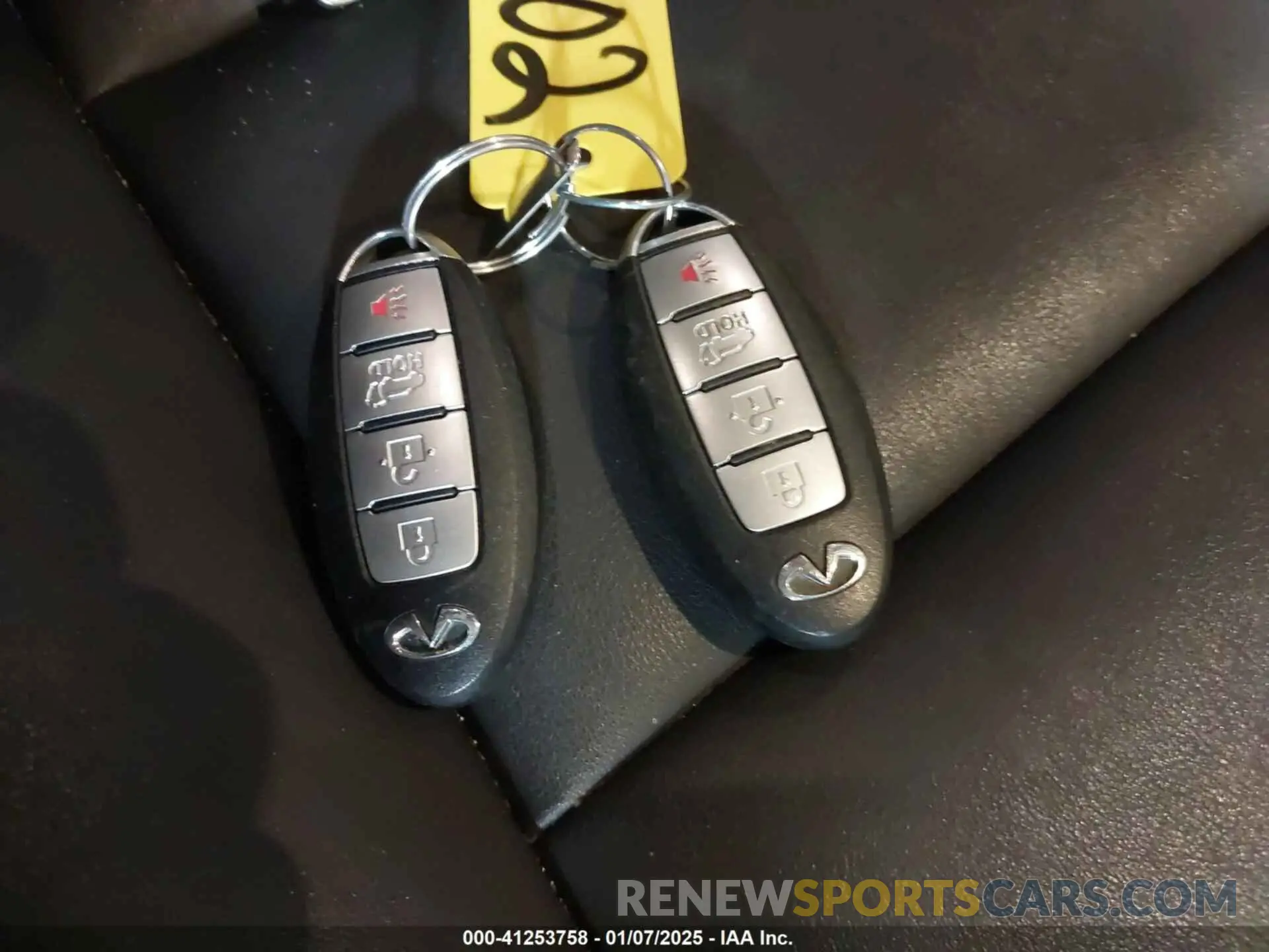 11 Photograph of a damaged car 3PCAJ5M3XKF136367 INFINITI QX50 2019