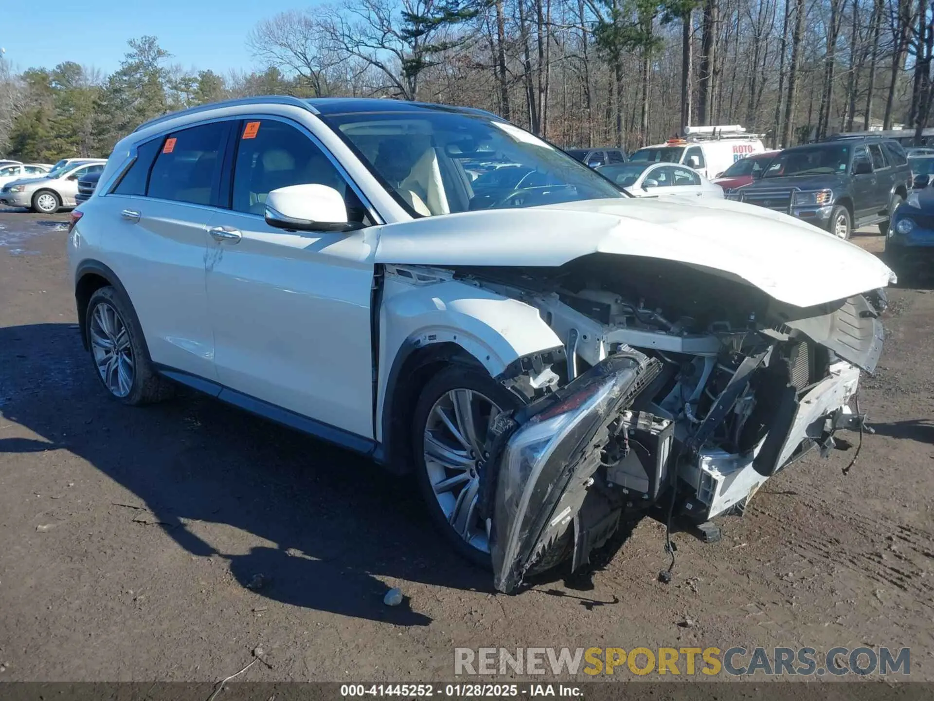1 Photograph of a damaged car 3PCAJ5M12LF110250 INFINITI QX50 2020
