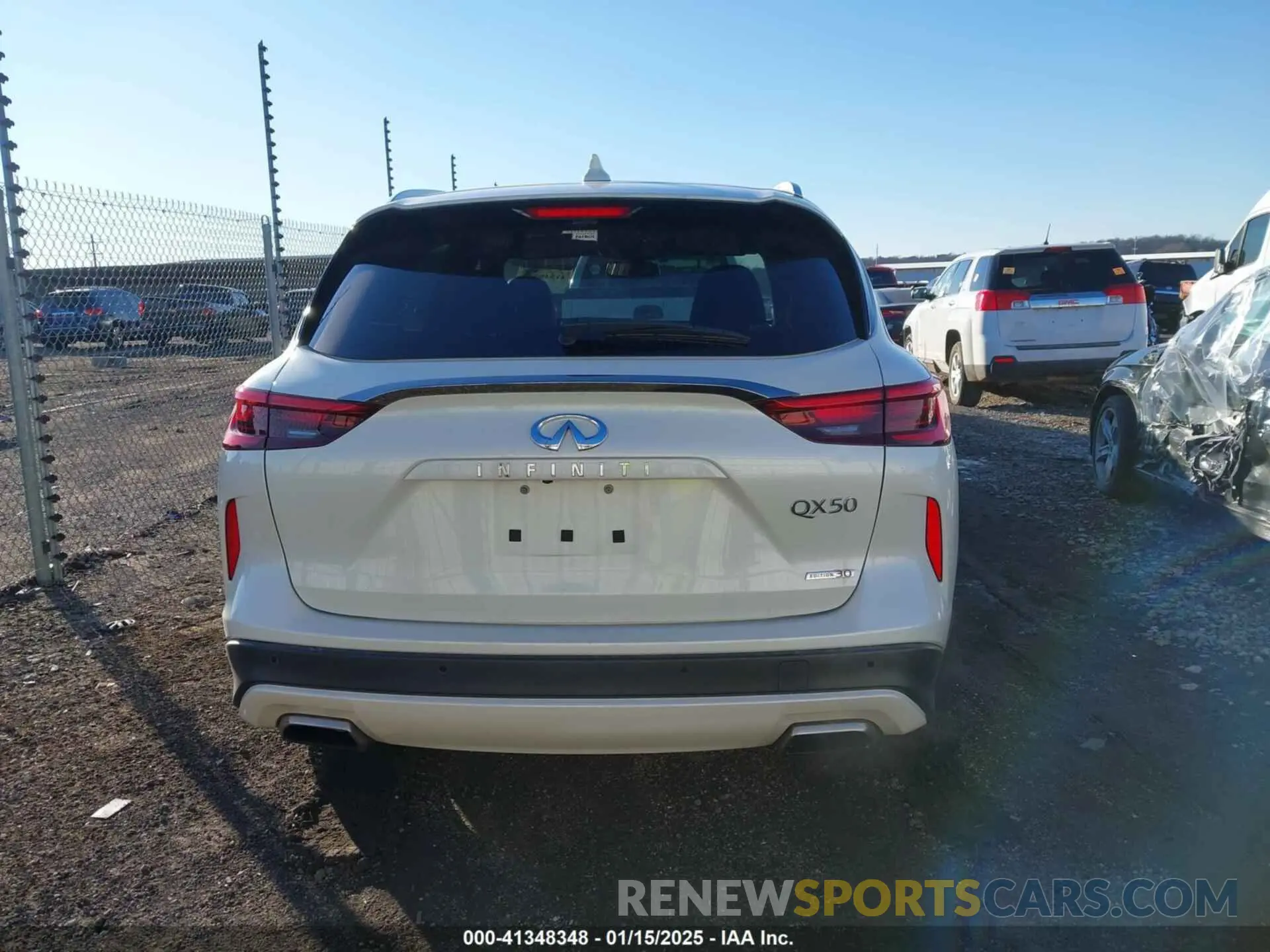 16 Photograph of a damaged car 3PCAJ5M13LF109950 INFINITI QX50 2020