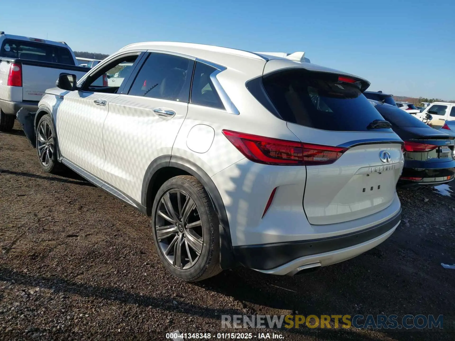 3 Photograph of a damaged car 3PCAJ5M13LF109950 INFINITI QX50 2020