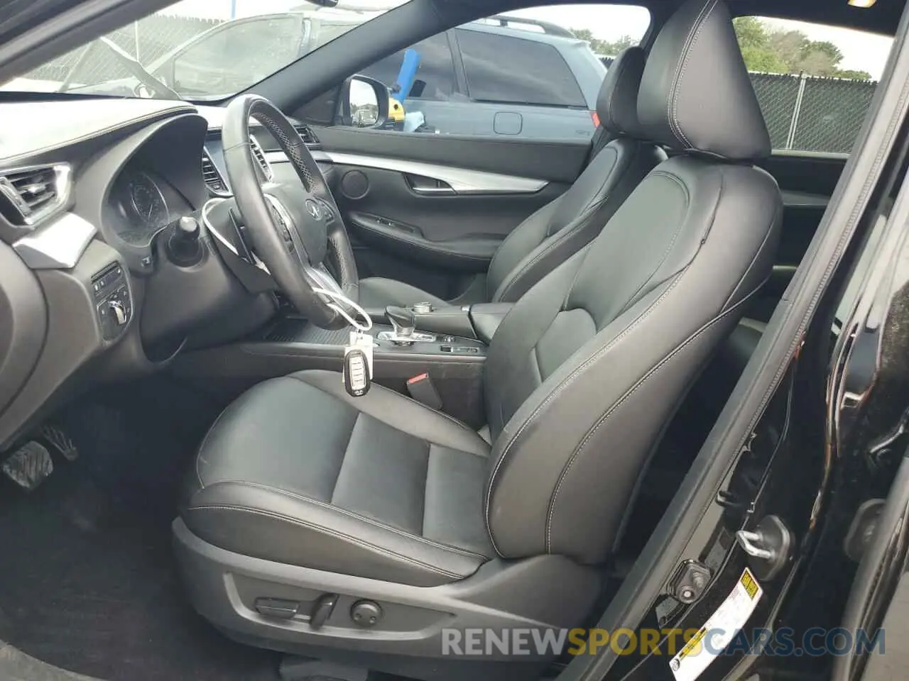 7 Фотография поврежденного автомобиля 3PCAJ5M15LF110663 INFINITI QX50 2020