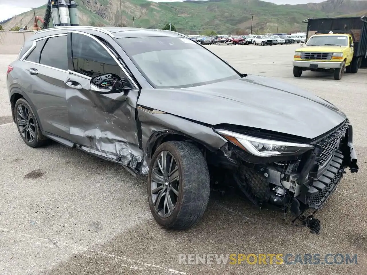 4 Photograph of a damaged car 3PCAJ5M16LF113796 INFINITI QX50 2020