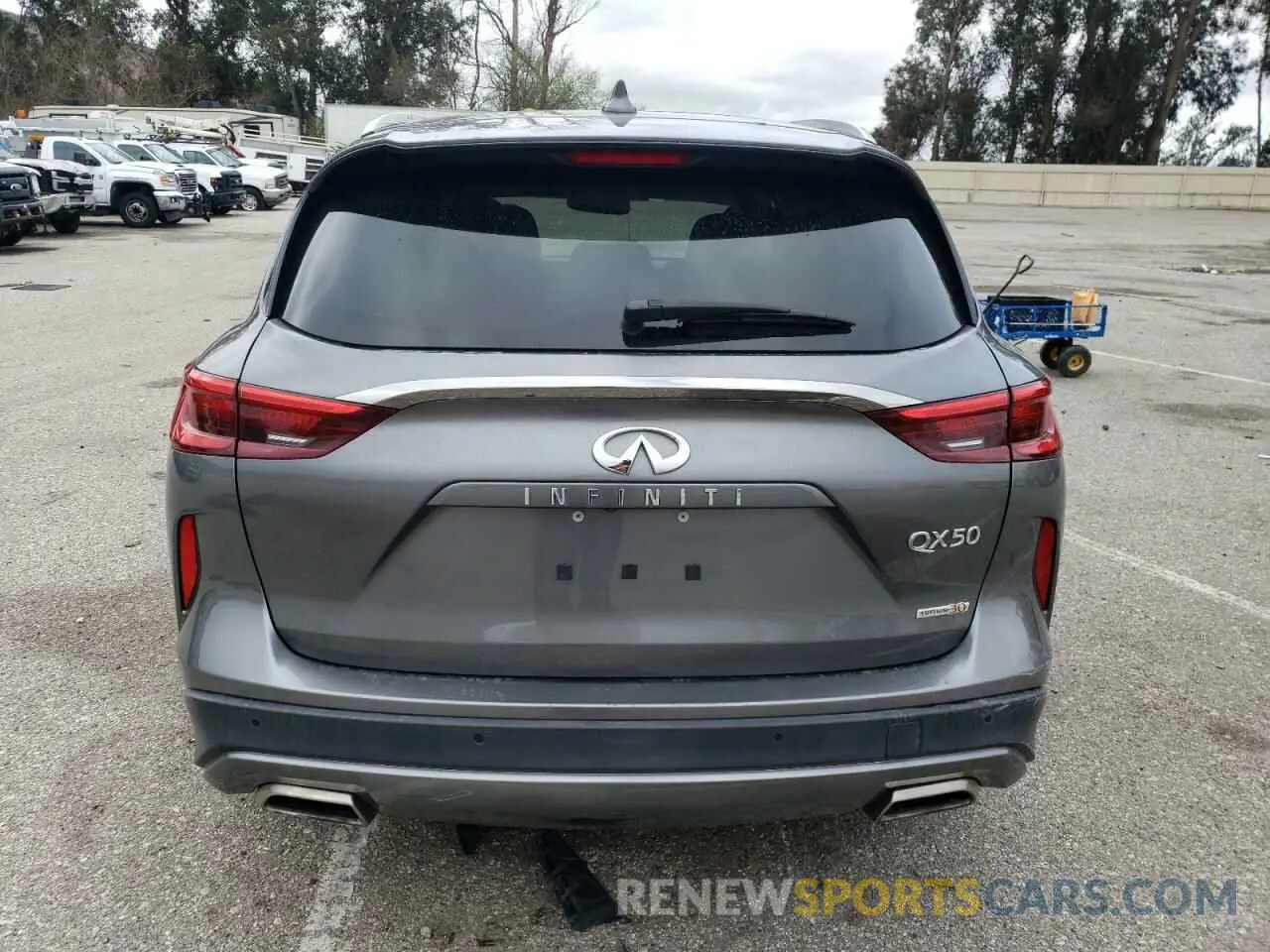 6 Photograph of a damaged car 3PCAJ5M16LF113796 INFINITI QX50 2020
