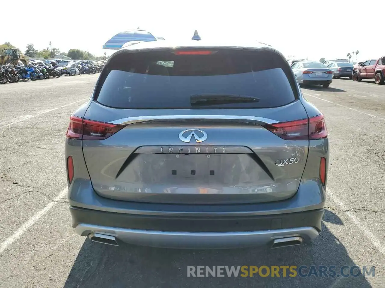 6 Photograph of a damaged car 3PCAJ5M18LF106686 INFINITI QX50 2020