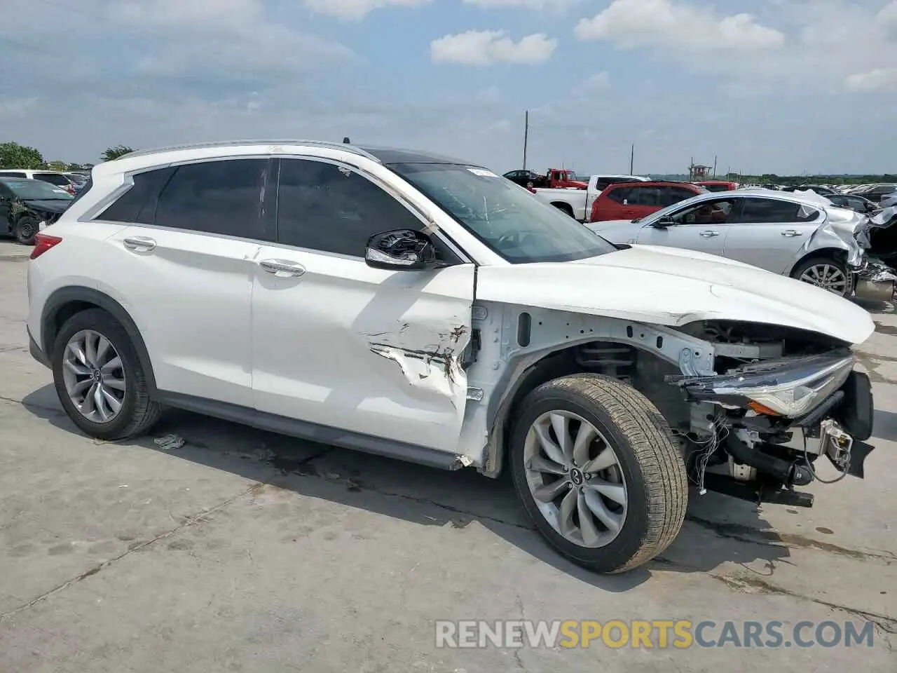 4 Фотография поврежденного автомобиля 3PCAJ5M18LF108664 INFINITI QX50 2020