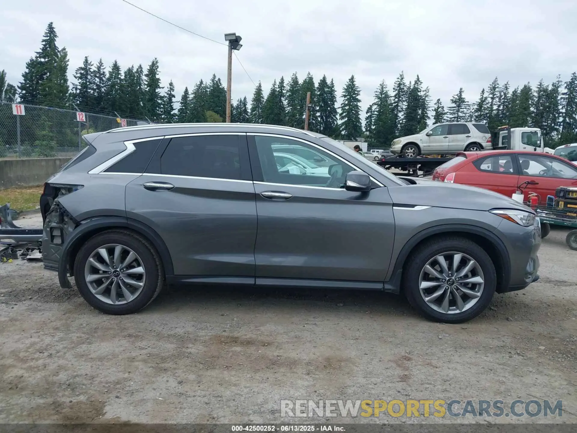 14 Photograph of a damaged car 3PCAJ5M1XLF117060 INFINITI QX50 2020