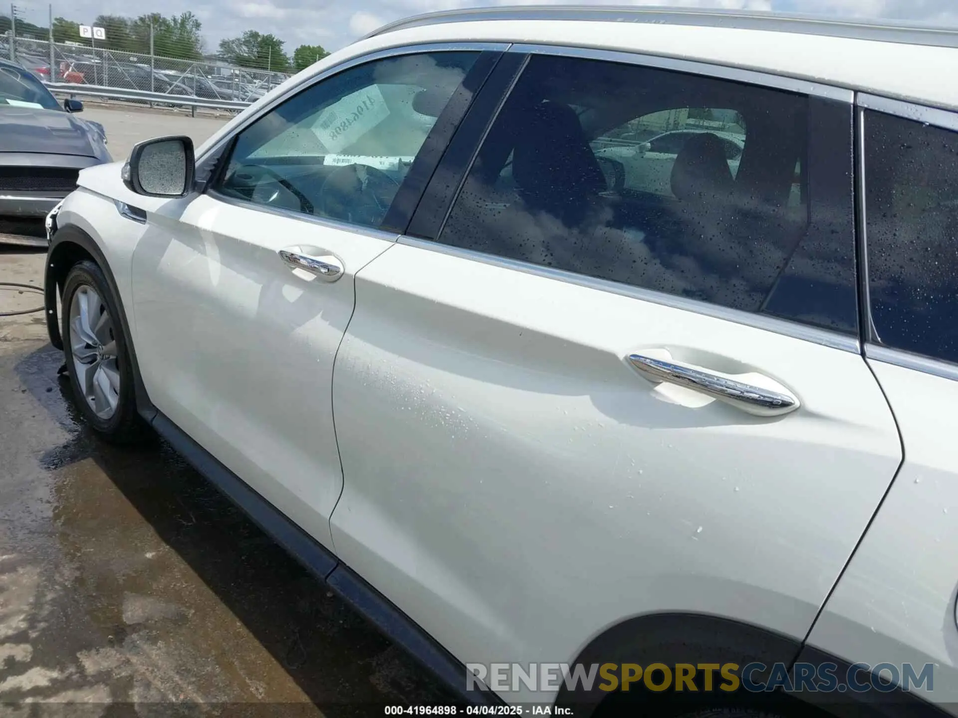 14 Фотография поврежденного автомобиля 3PCAJ5M30LF104237 INFINITI QX50 2020