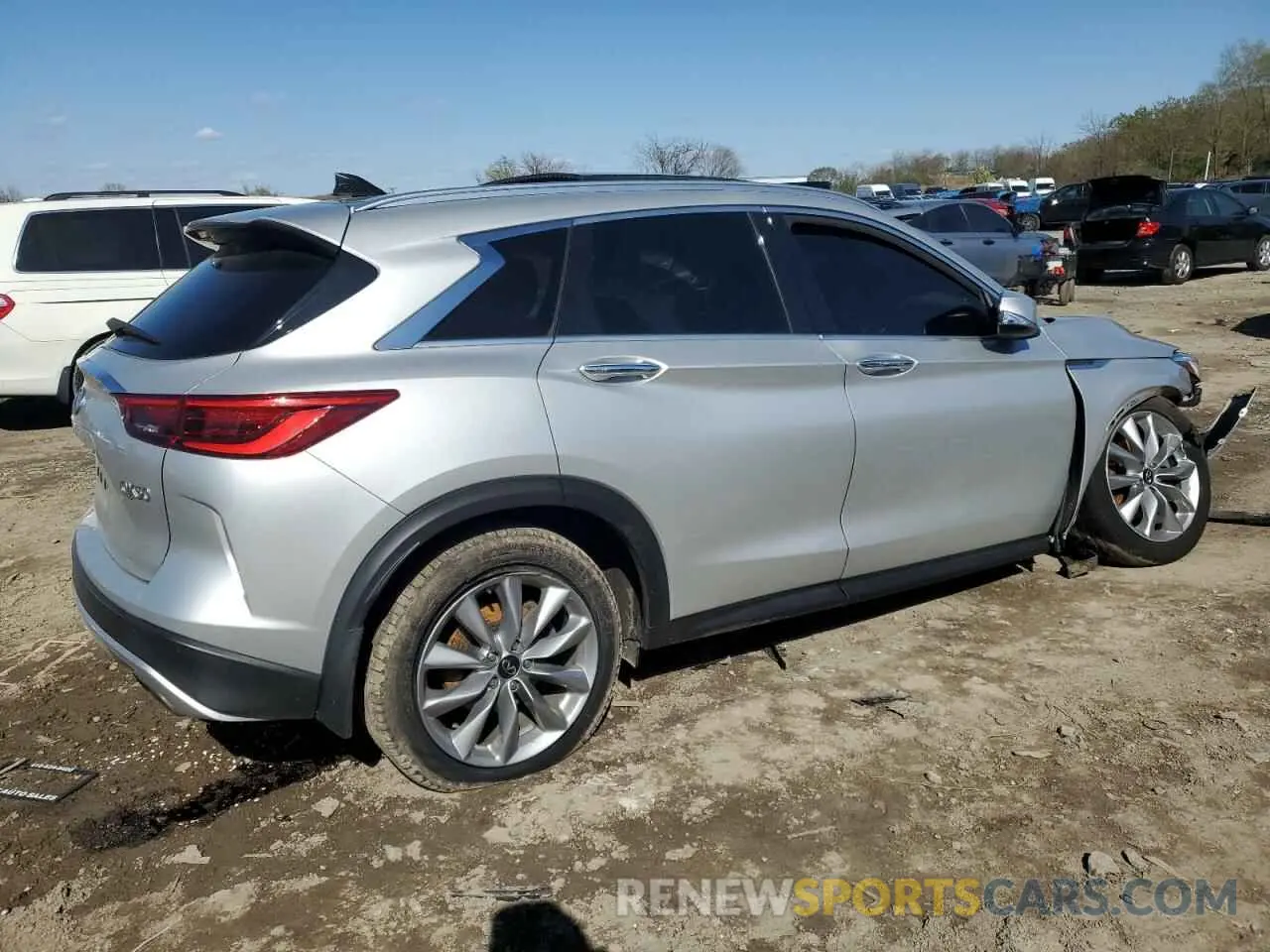 3 Фотография поврежденного автомобиля 3PCAJ5M30LF121247 INFINITI QX50 2020