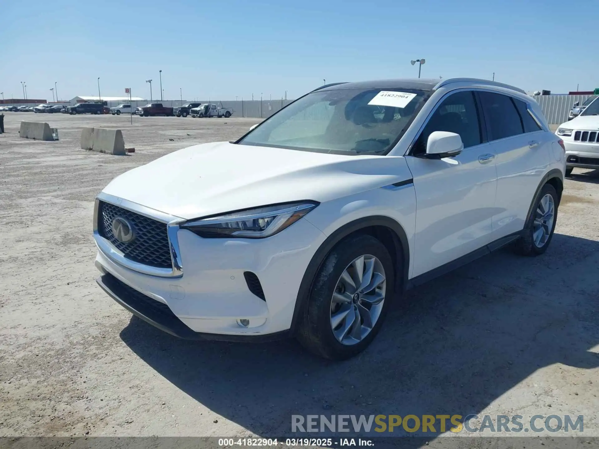 2 Photograph of a damaged car 3PCAJ5M32LF103266 INFINITI QX50 2020