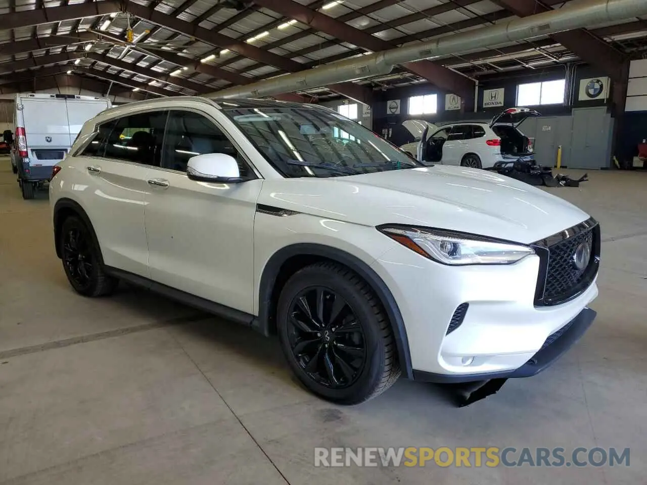 4 Photograph of a damaged car 3PCAJ5M32LF114512 INFINITI QX50 2020