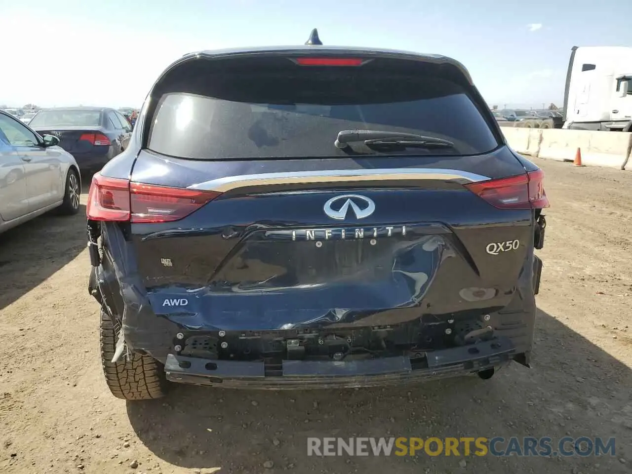 6 Фотография поврежденного автомобиля 3PCAJ5M33LF104202 INFINITI QX50 2020