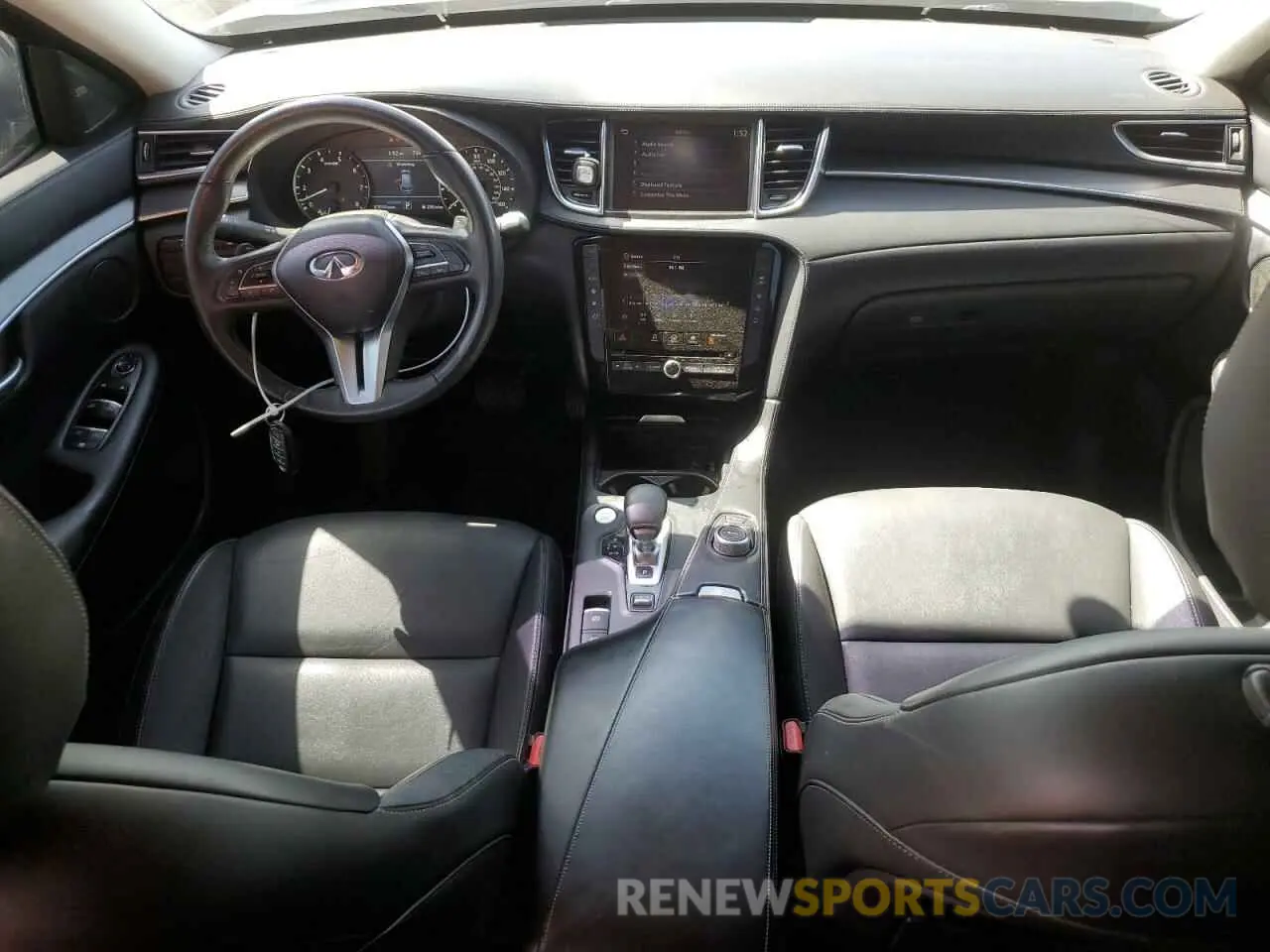 8 Фотография поврежденного автомобиля 3PCAJ5M33LF104202 INFINITI QX50 2020