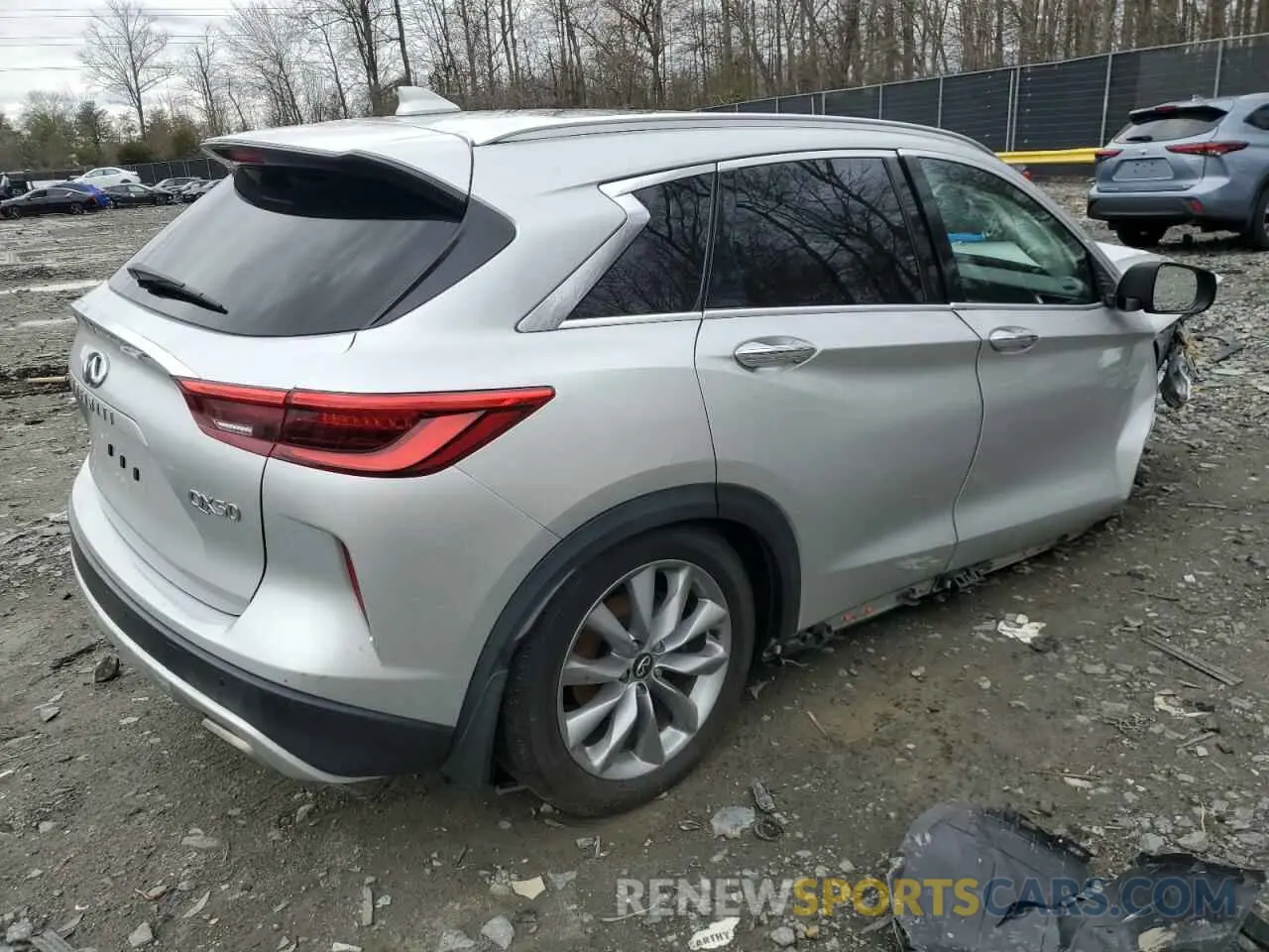 3 Фотография поврежденного автомобиля 3PCAJ5M36LF110379 INFINITI QX50 2020