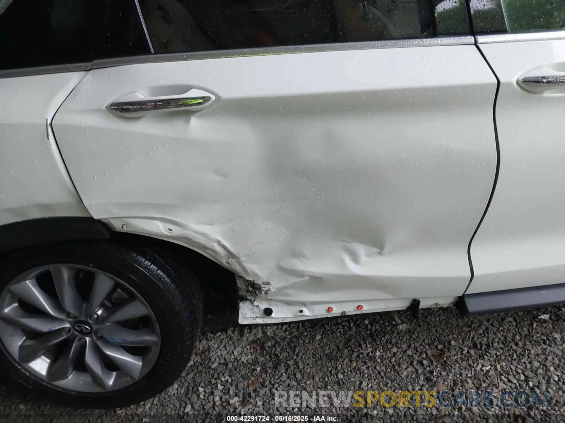 6 Фотография поврежденного автомобиля 3PCAJ5M36LF115985 INFINITI QX50 2020