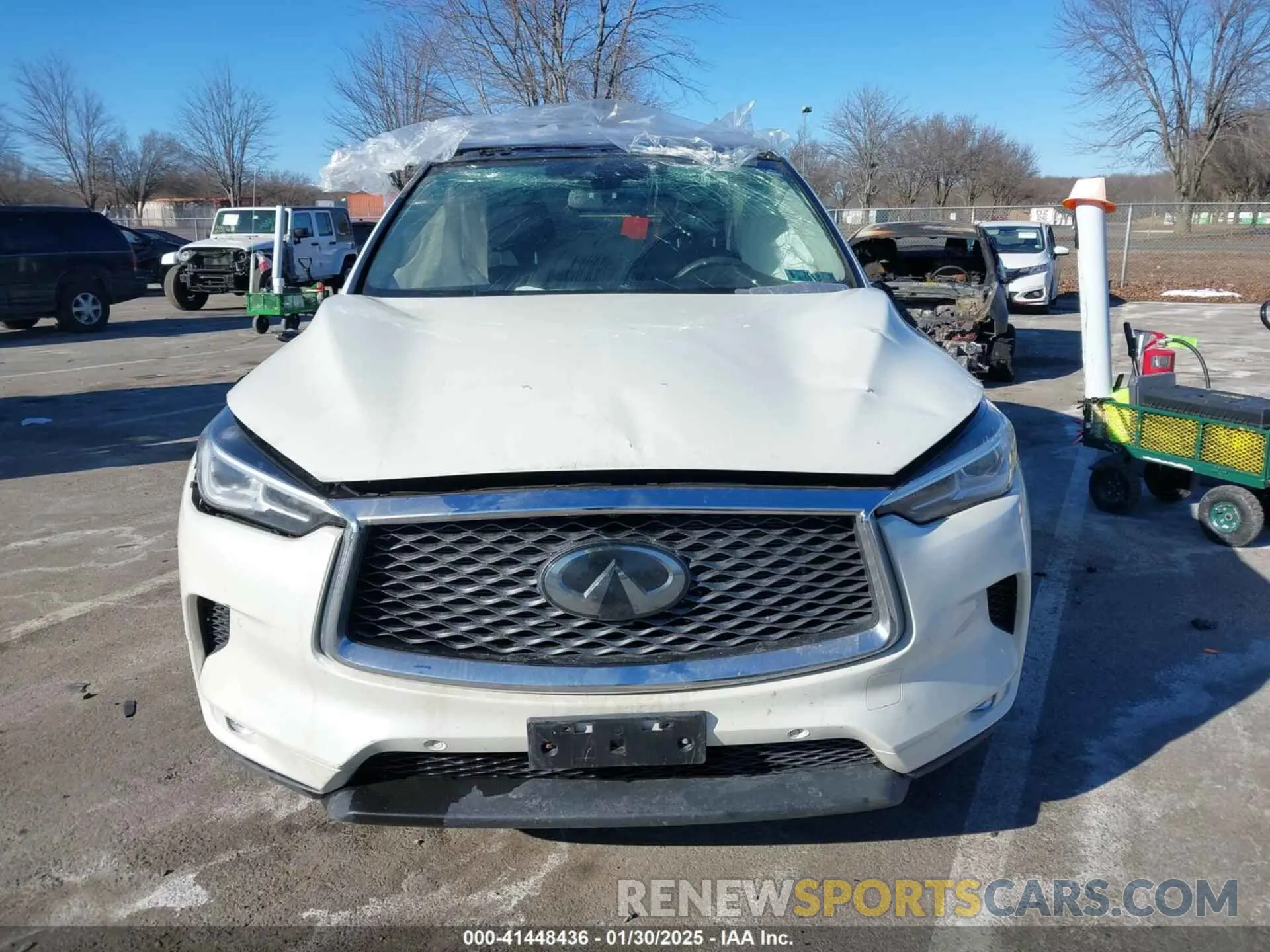 12 Фотография поврежденного автомобиля 3PCAJ5M37LF111864 INFINITI QX50 2020