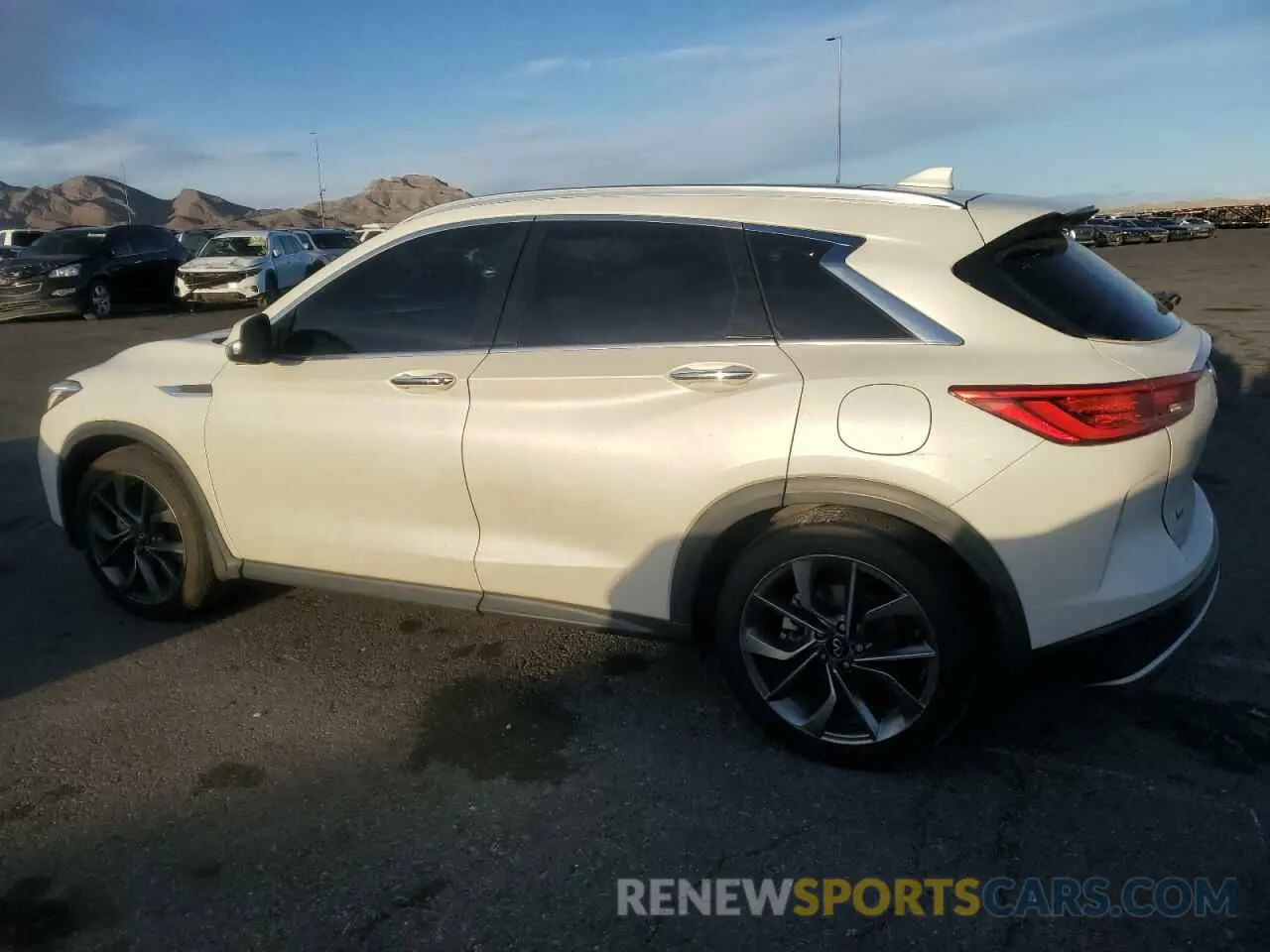 2 Photograph of a damaged car 3PCAJ5M39LF118184 INFINITI QX50 2020