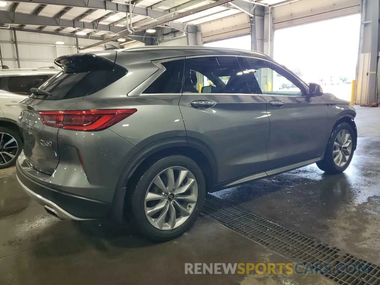 3 Photograph of a damaged car 3PCAJ5M3XLF101376 INFINITI QX50 2020