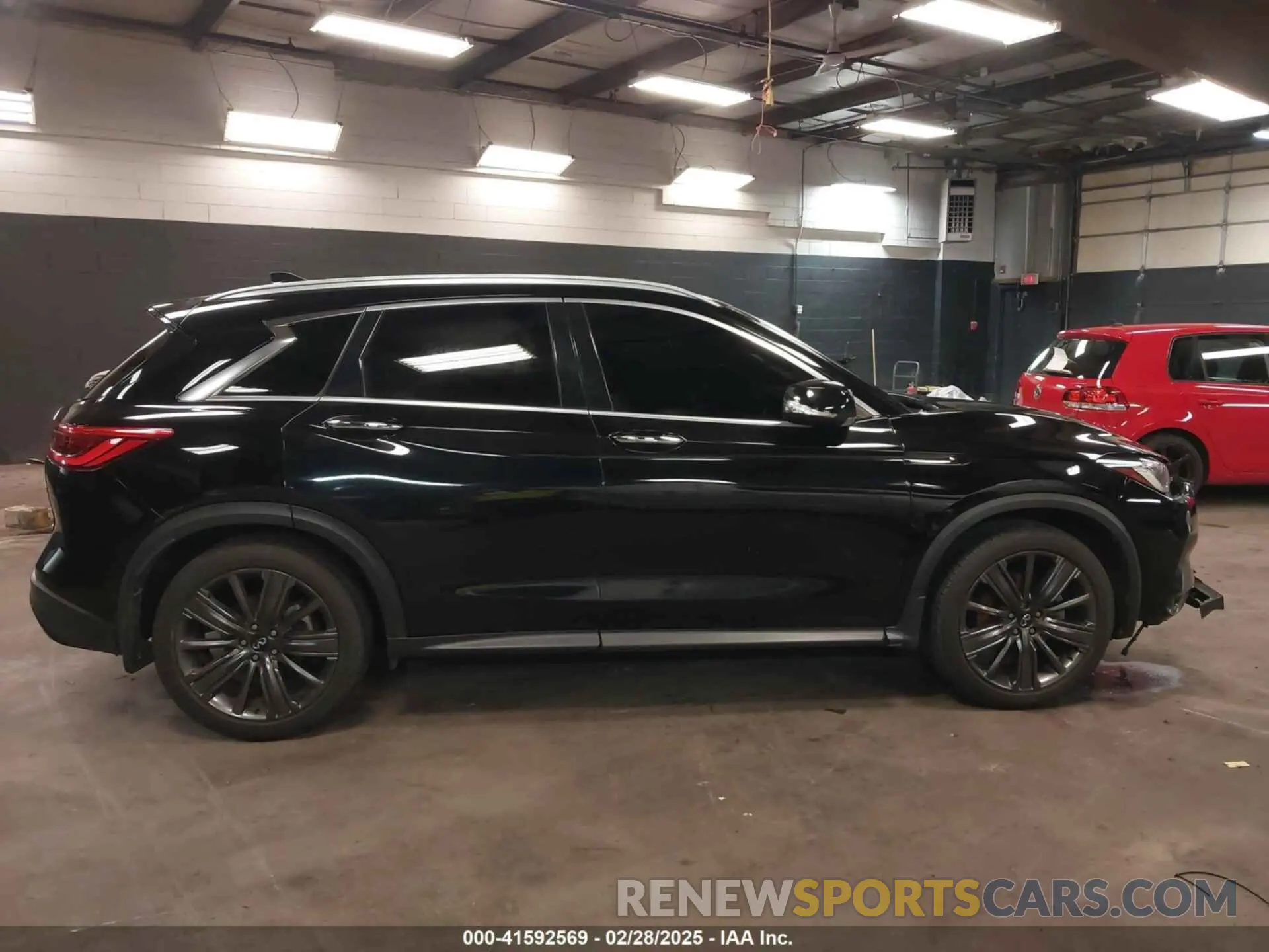 13 Photograph of a damaged car 3PCAJ5M3XLF111633 INFINITI QX50 2020