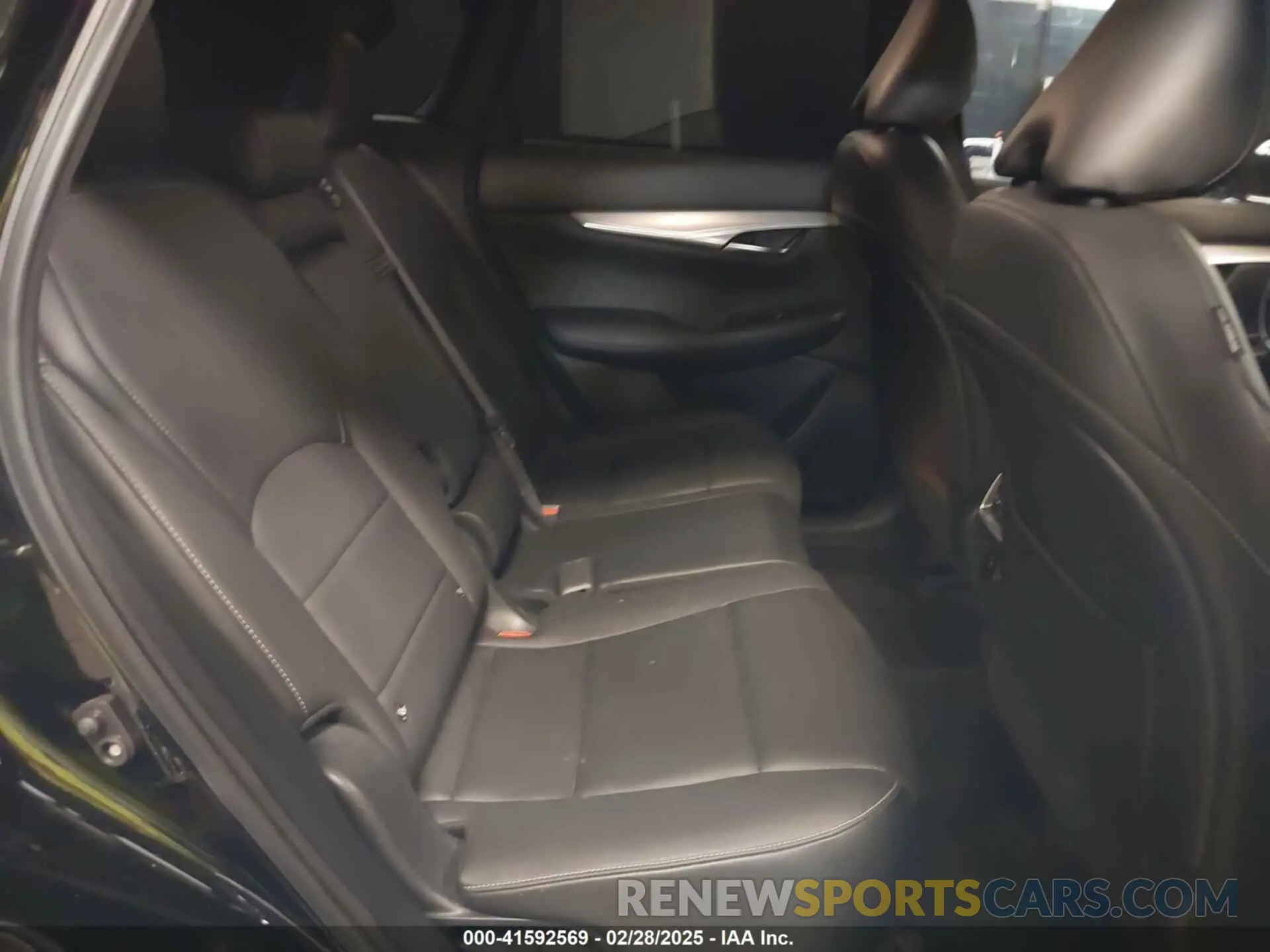 8 Photograph of a damaged car 3PCAJ5M3XLF111633 INFINITI QX50 2020