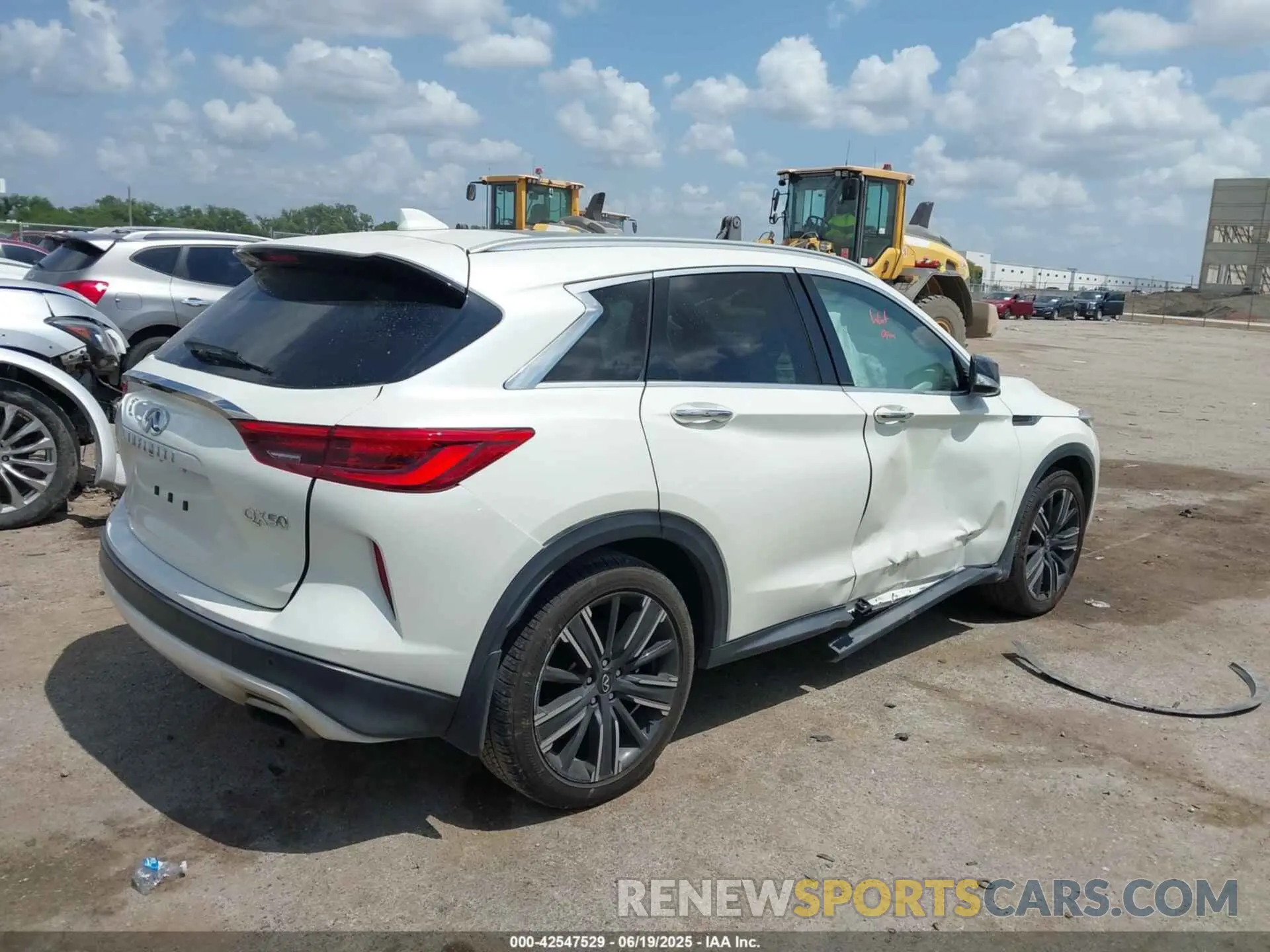 4 Фотография поврежденного автомобиля 3PCAJ5BA1MF109918 INFINITI QX50 2021