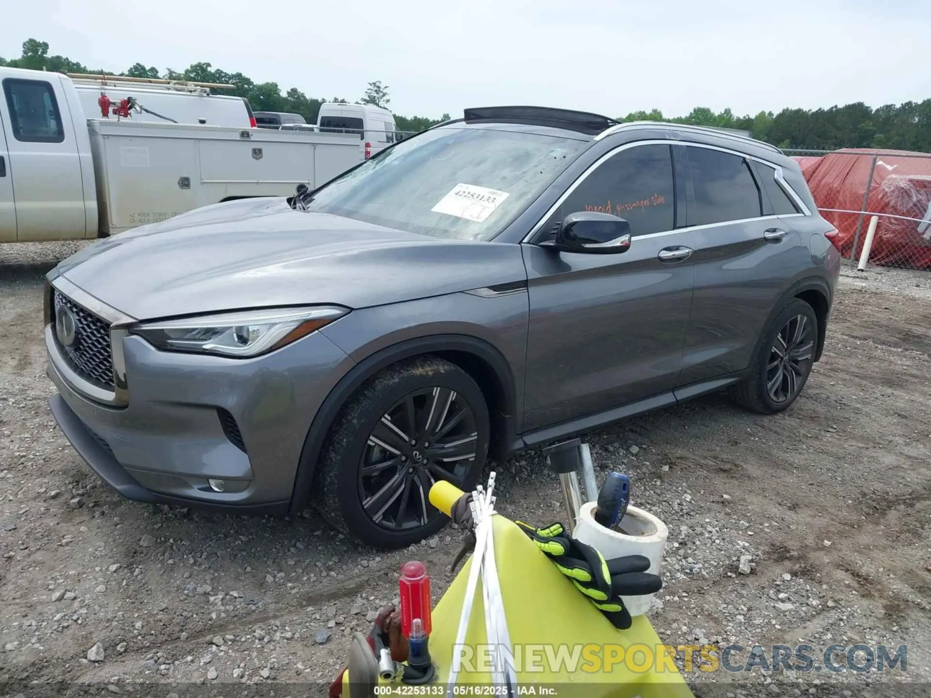 2 Photograph of a damaged car 3PCAJ5BA5MF111820 INFINITI QX50 2021