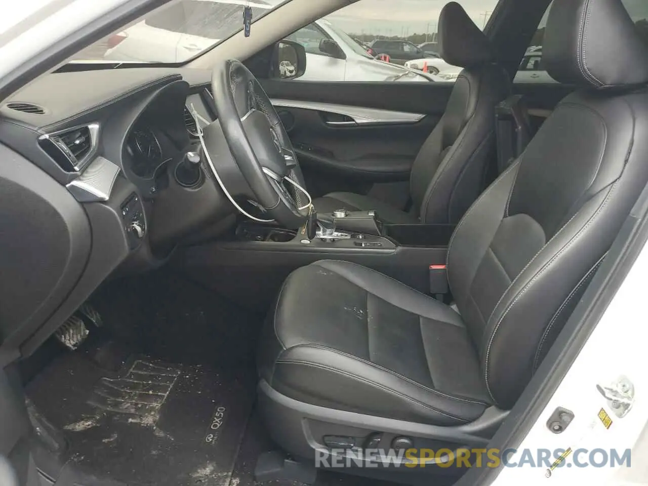 7 Photograph of a damaged car 3PCAJ5BAXMF107374 INFINITI QX50 2021