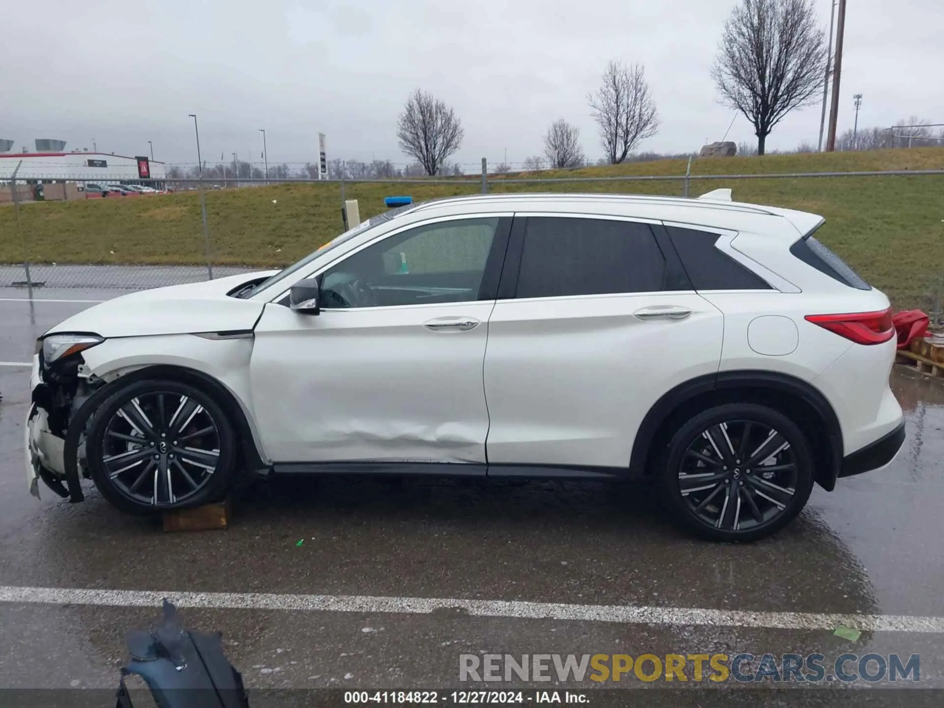 13 Photograph of a damaged car 3PCAJ5BB2MF112352 INFINITI QX50 2021