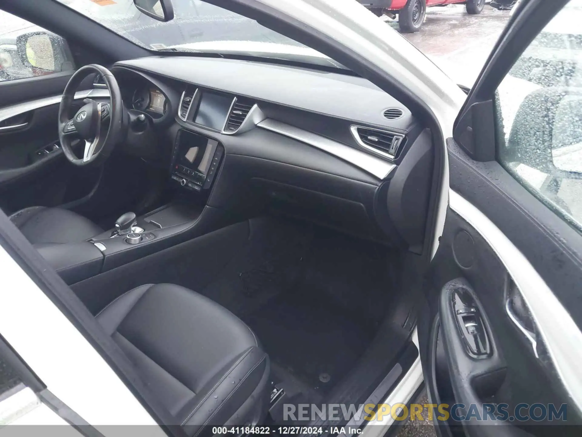 5 Photograph of a damaged car 3PCAJ5BB2MF112352 INFINITI QX50 2021
