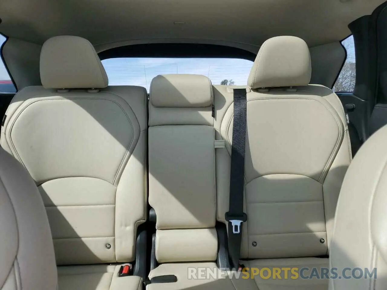 10 Photograph of a damaged car 3PCAJ5BB5MF125399 INFINITI QX50 2021