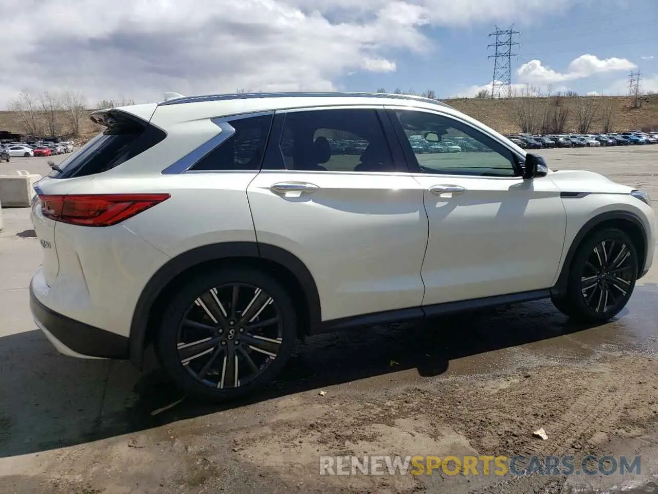3 Фотография поврежденного автомобиля 3PCAJ5BB8MF102182 INFINITI QX50 2021