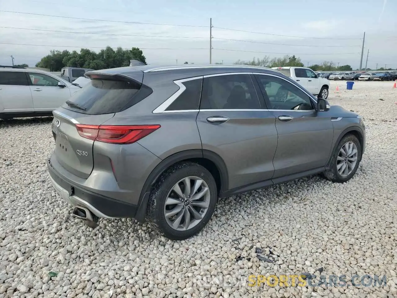 3 Photograph of a damaged car 3PCAJ5CA5MF119253 INFINITI QX50 2021