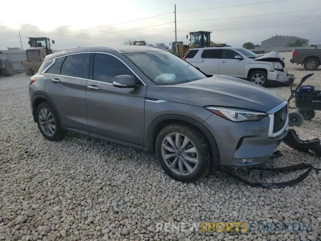 4 Photograph of a damaged car 3PCAJ5CA5MF119253 INFINITI QX50 2021