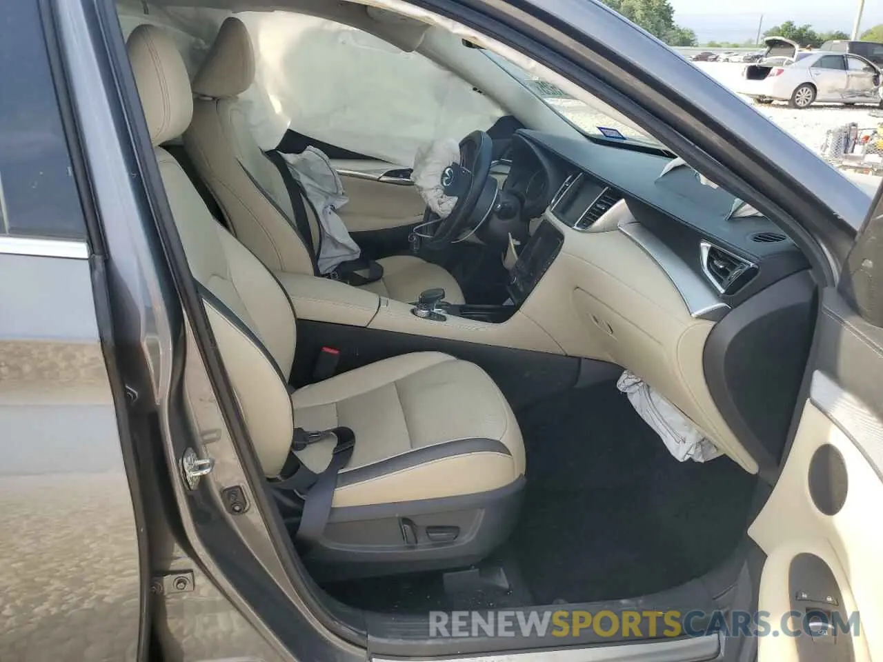 7 Photograph of a damaged car 3PCAJ5CA5MF119253 INFINITI QX50 2021
