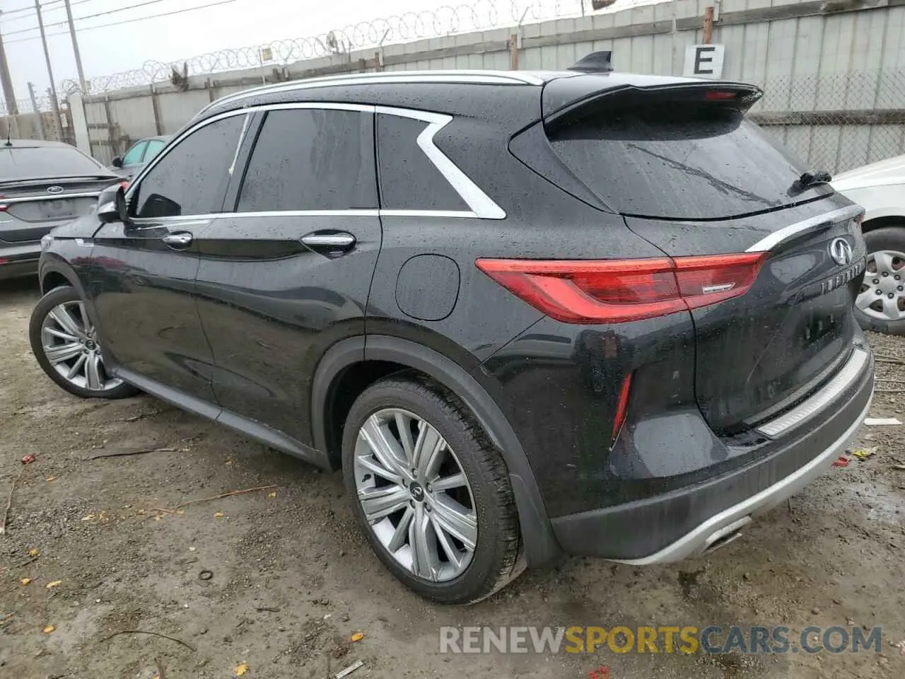 2 Photograph of a damaged car 3PCAJ5CA6MF104244 INFINITI QX50 2021
