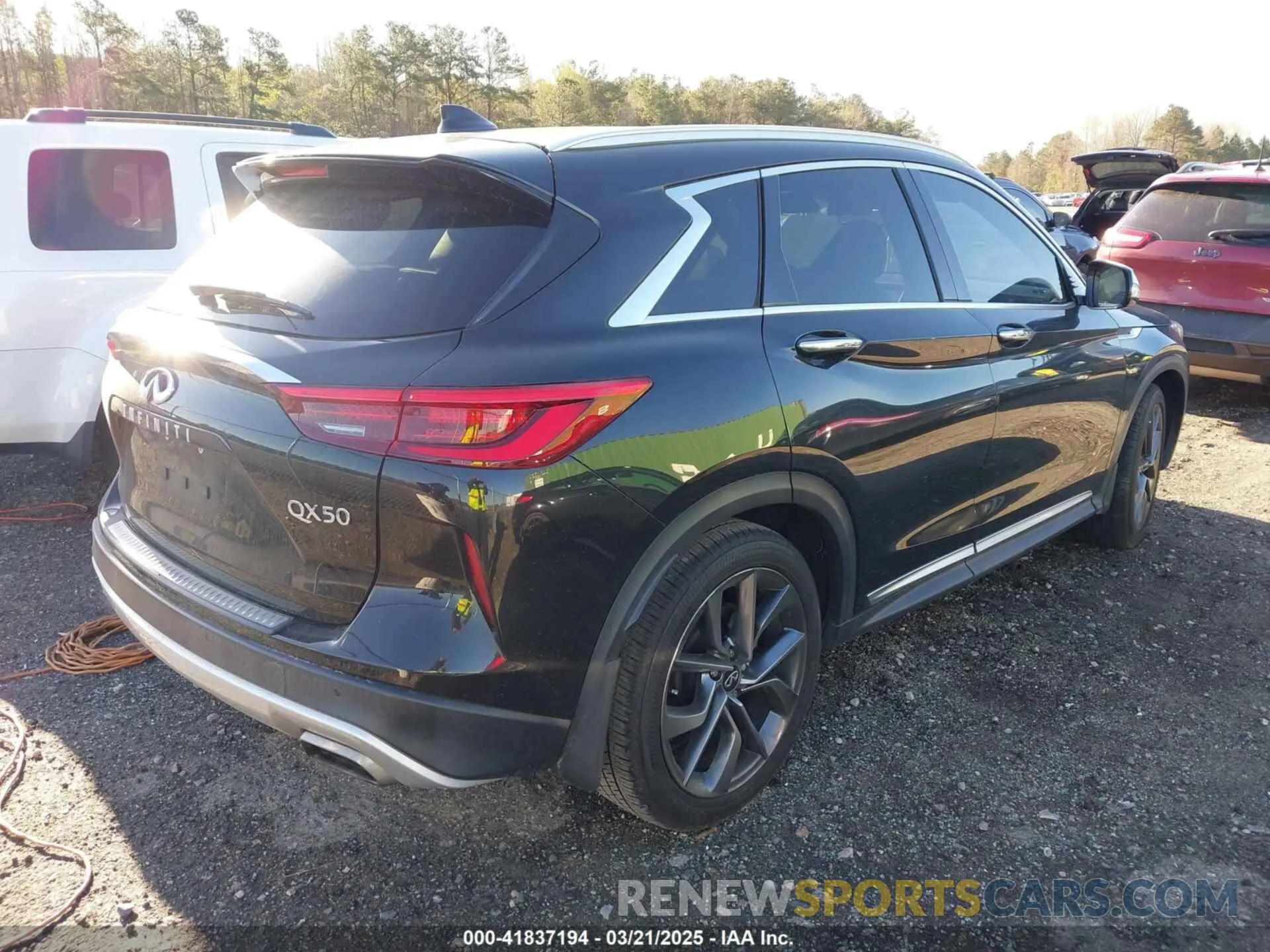 4 Photograph of a damaged car 3PCAJ5DA3MF120545 INFINITI QX50 2021