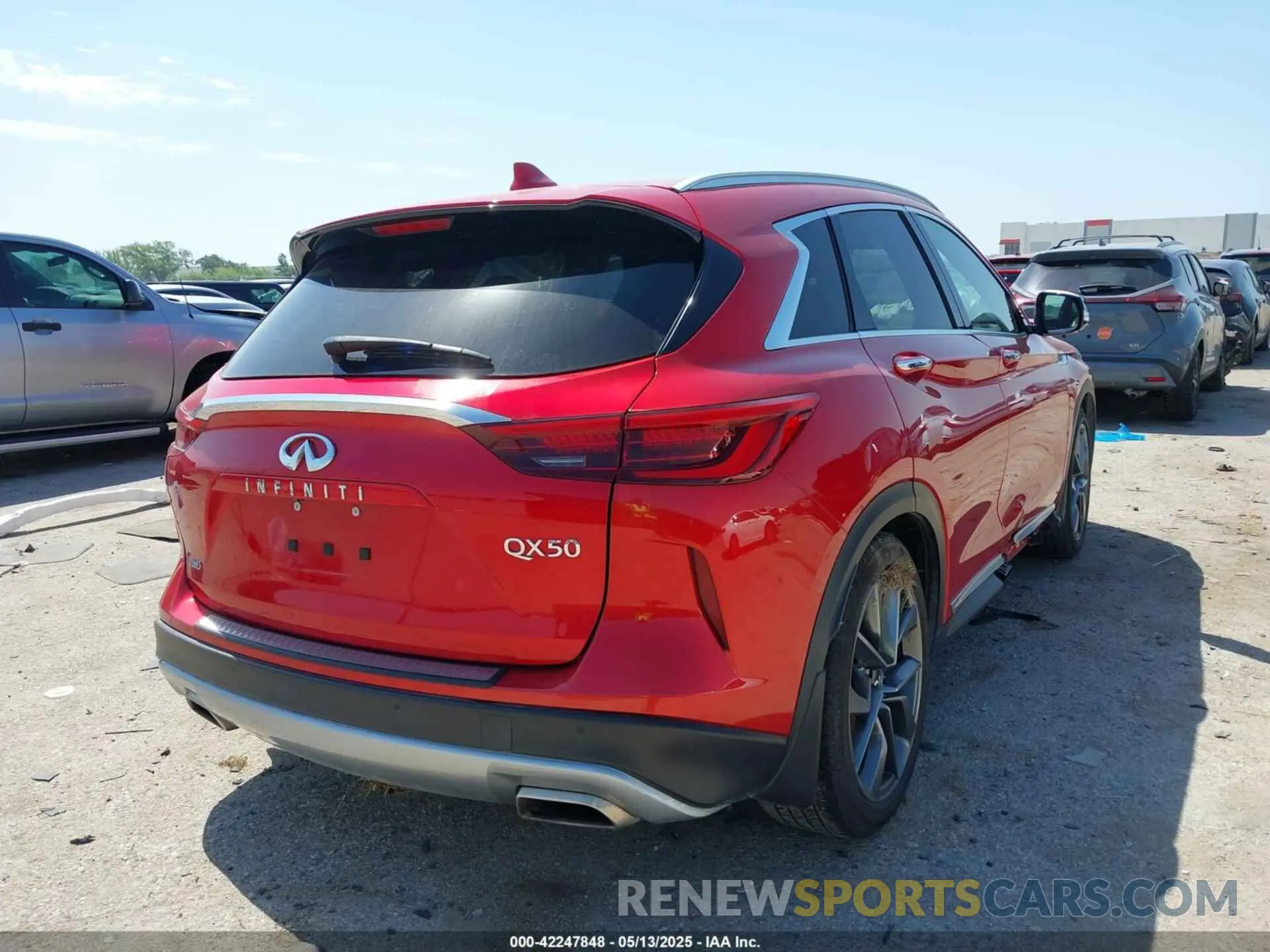 4 Фотография поврежденного автомобиля 3PCAJ5DB0MF111875 INFINITI QX50 2021