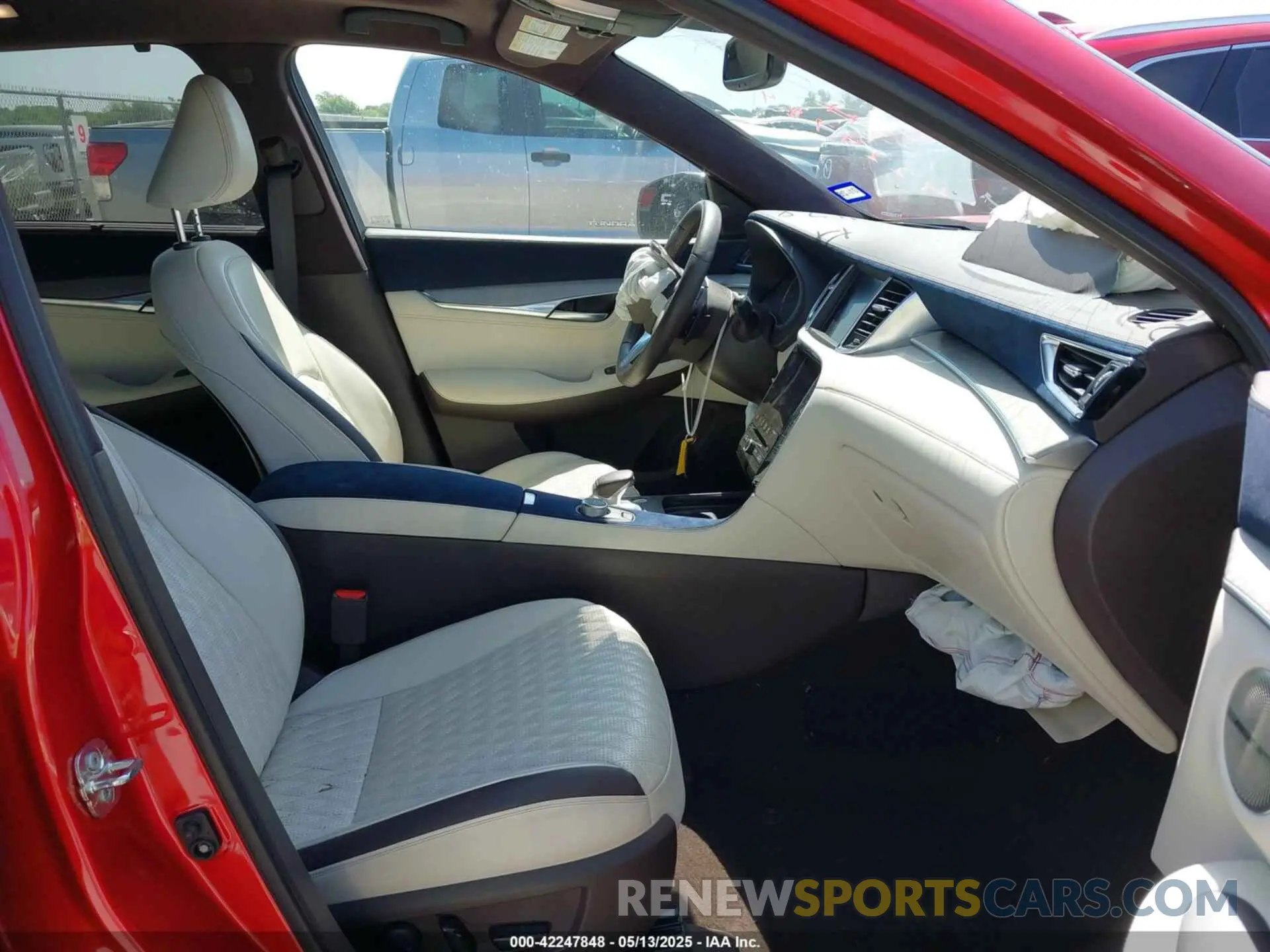 5 Фотография поврежденного автомобиля 3PCAJ5DB0MF111875 INFINITI QX50 2021
