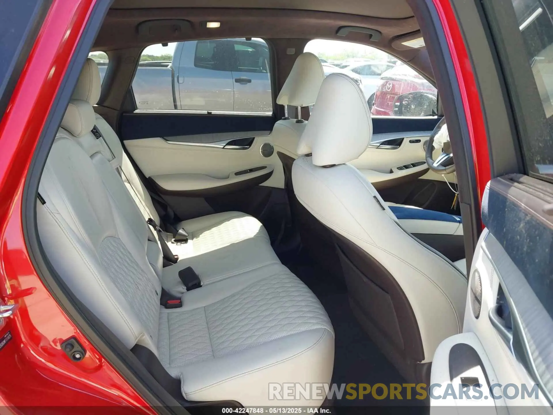 8 Фотография поврежденного автомобиля 3PCAJ5DB0MF111875 INFINITI QX50 2021