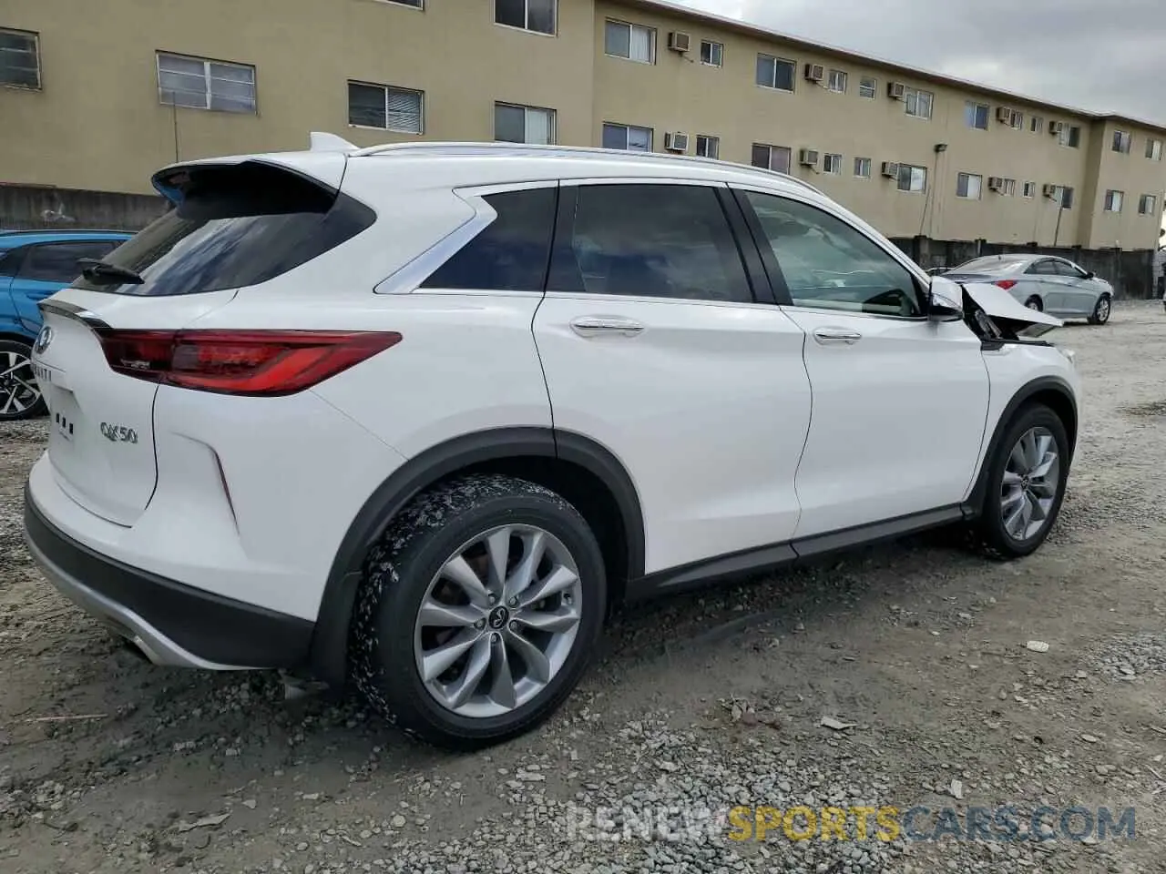 3 Фотография поврежденного автомобиля 3PCAJ5BA1NF107362 INFINITI QX50 2022