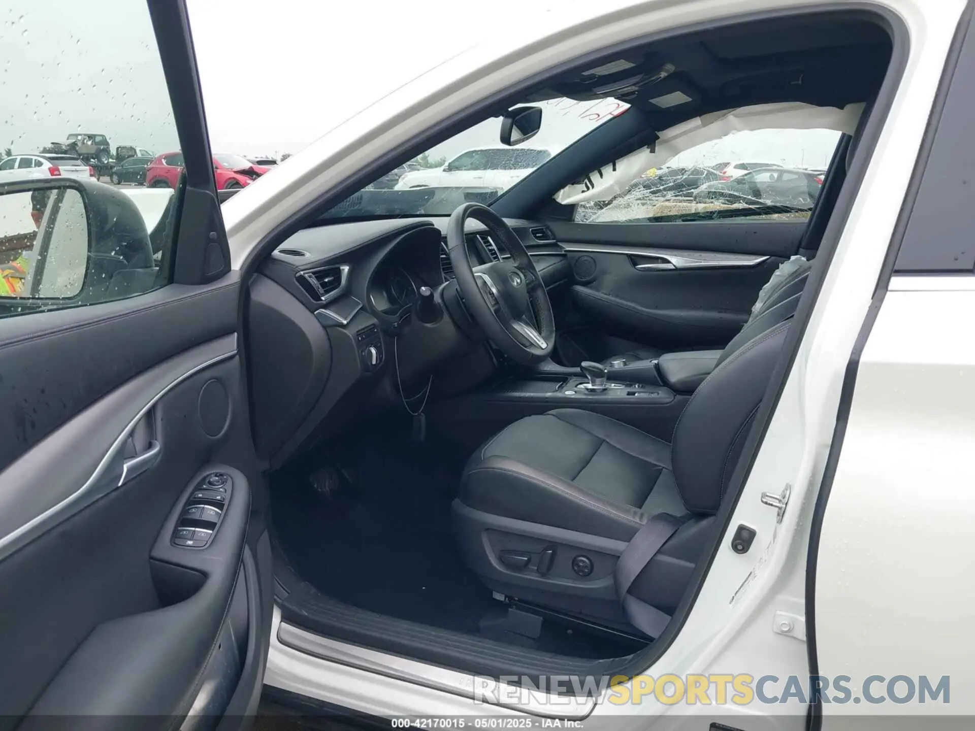 5 Photograph of a damaged car 3PCAJ5BA1NF107507 INFINITI QX50 2022