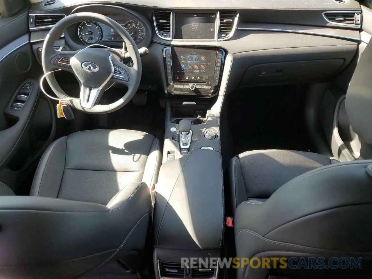 8 Фотография поврежденного автомобиля 3PCAJ5BB1NF120556 INFINITI QX50 2022