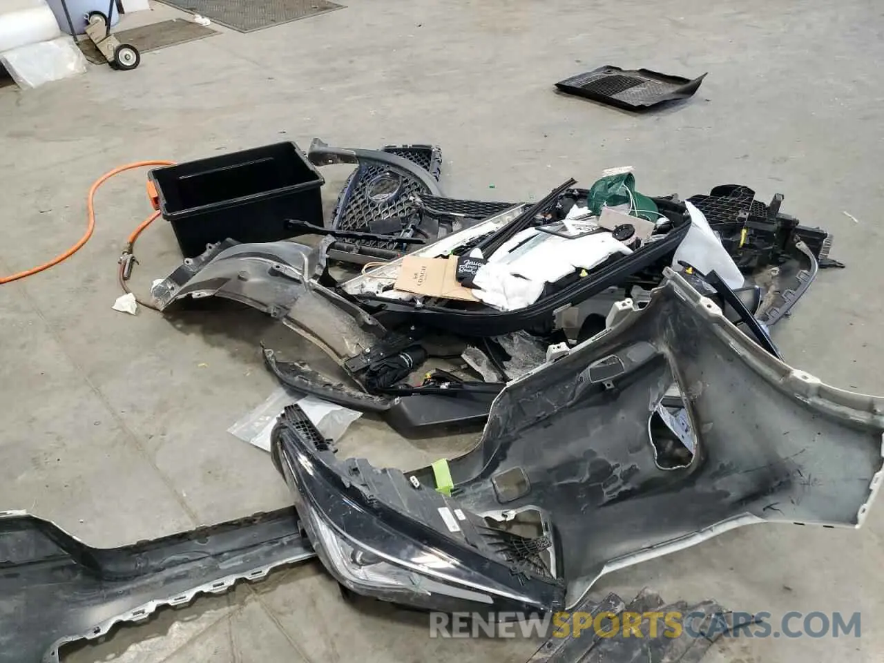 13 Photograph of a damaged car 3PCAJ5BB7NF114132 INFINITI QX50 2022