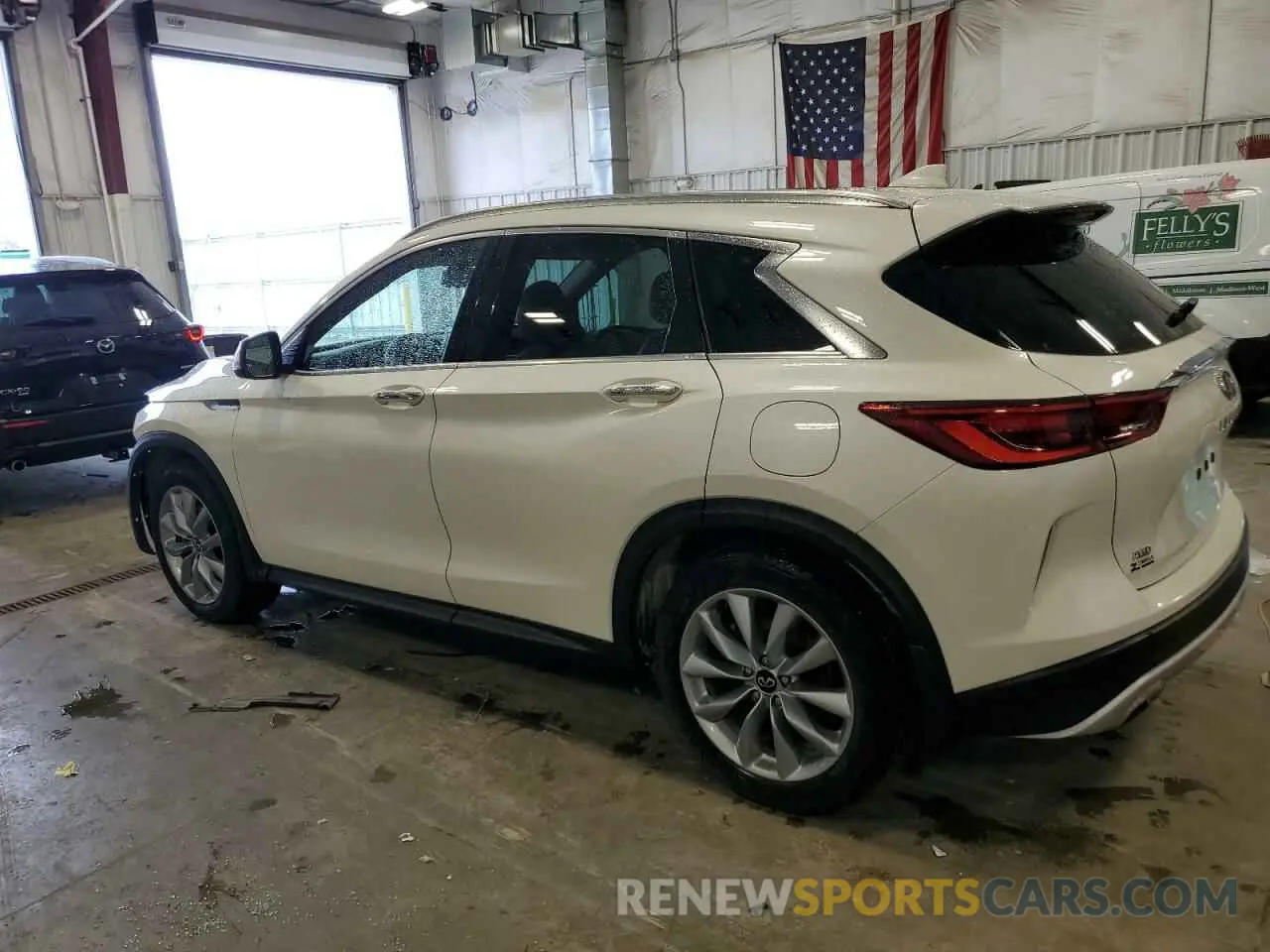 2 Photograph of a damaged car 3PCAJ5BB7NF114132 INFINITI QX50 2022