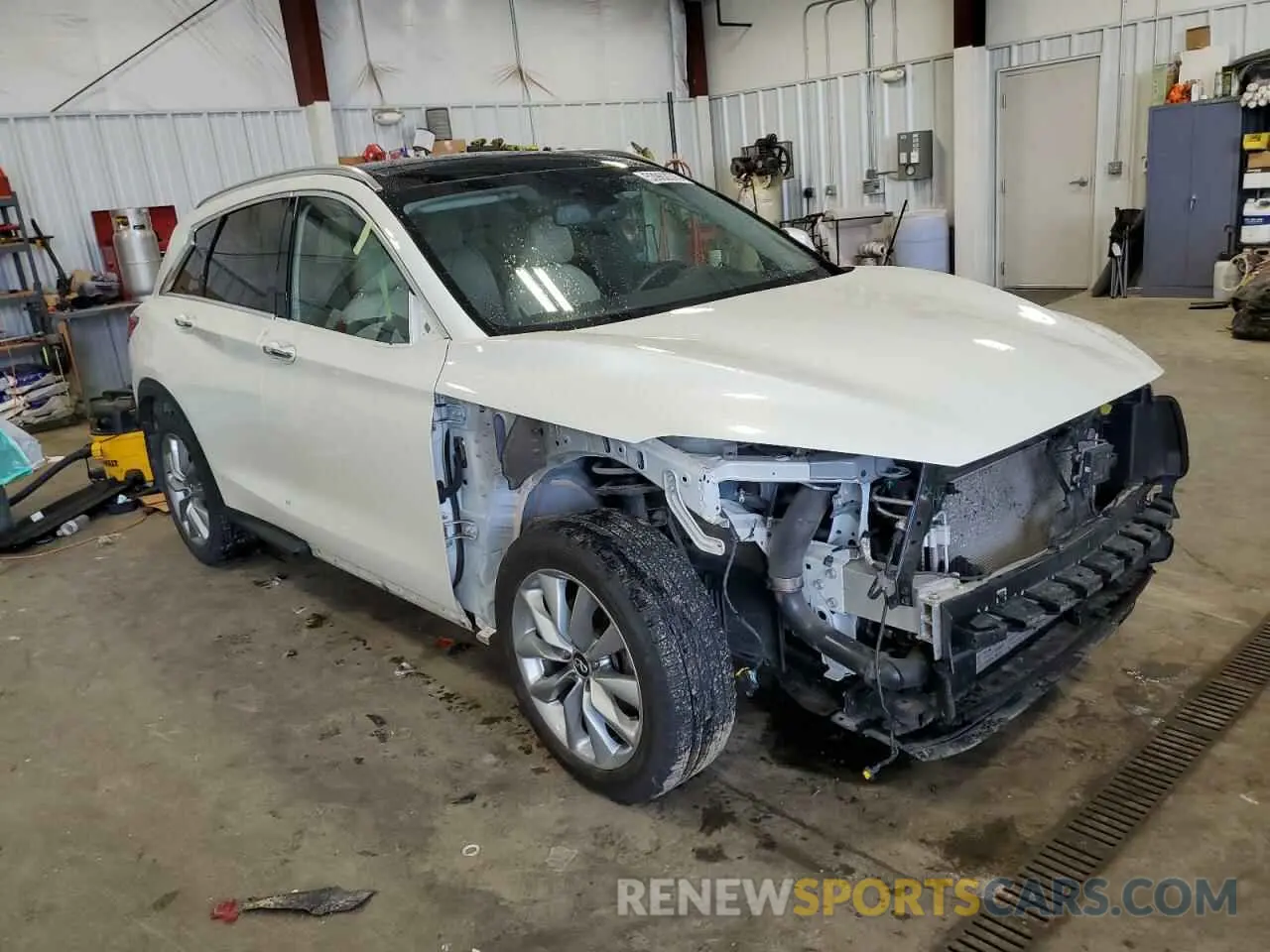 4 Photograph of a damaged car 3PCAJ5BB7NF114132 INFINITI QX50 2022