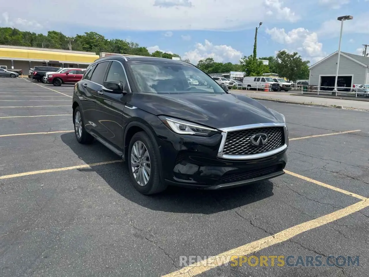 1 Фотография поврежденного автомобиля 3PCAJ5BA0PF108571 INFINITI QX50 2023