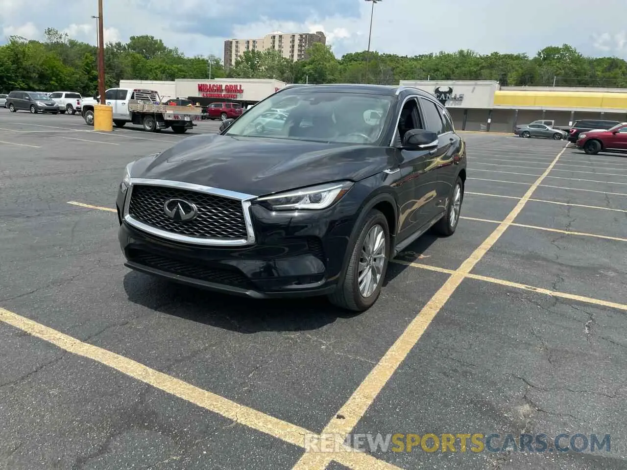 2 Фотография поврежденного автомобиля 3PCAJ5BA0PF108571 INFINITI QX50 2023