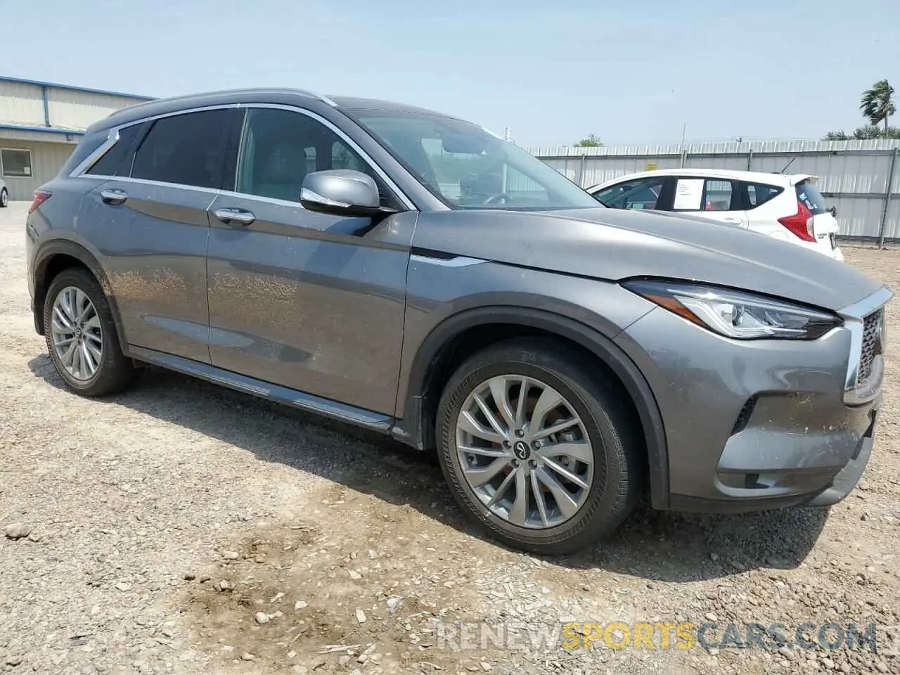 4 Photograph of a damaged car 3PCAJ5BA1PF114041 INFINITI QX50 2023