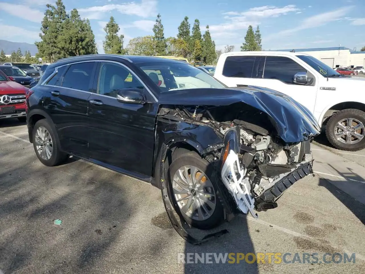 4 Фотография поврежденного автомобиля 3PCAJ5BA5PF121395 INFINITI QX50 2023