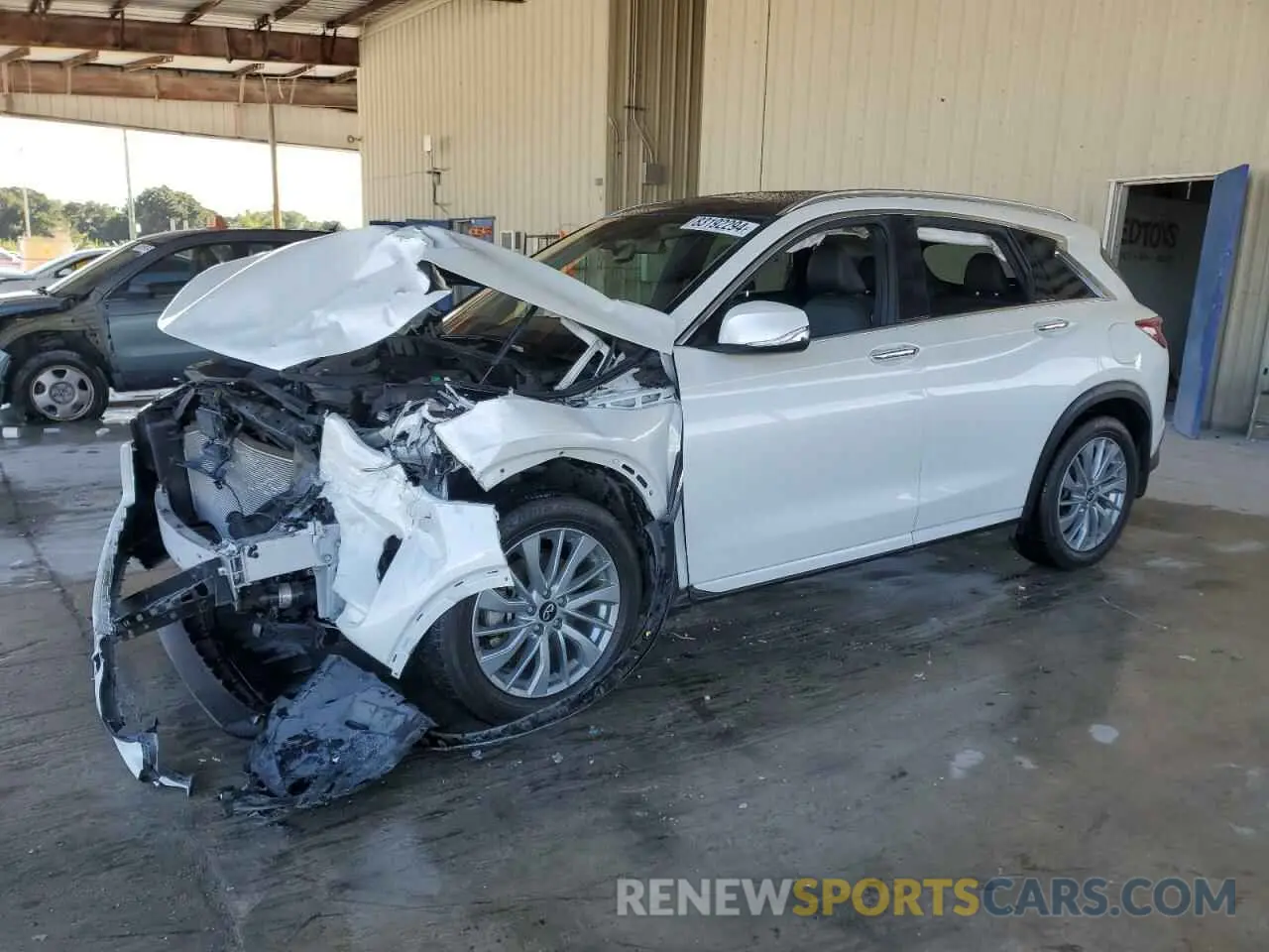 1 Фотография поврежденного автомобиля 3PCAJ5BA6PF120790 INFINITI QX50 2023